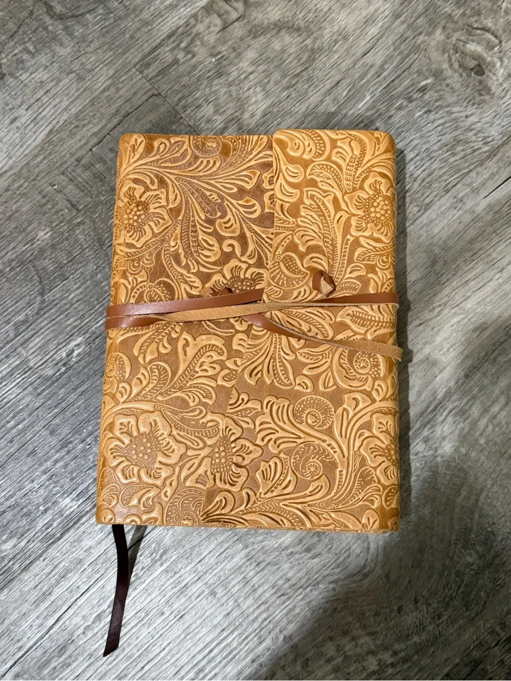 Genuine leather journal handmade in Italy